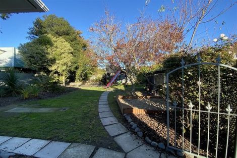 Photo of property in 9 Mappleton Avenue, Burnside, Christchurch, 8053