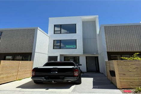 Photo of property in 12 Kamahi Place, Paraparaumu, 5032