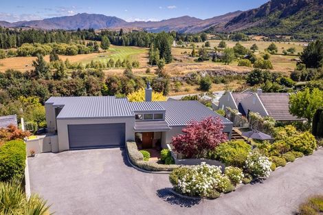 Photo of property in 5 Cotter Avenue, Arrowtown, 9302