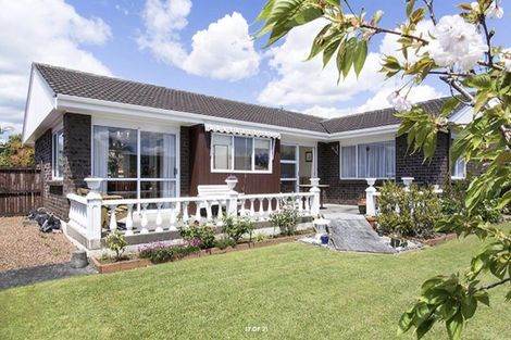 Photo of property in 147 Prince Regent Drive, Farm Cove, Auckland, 2012