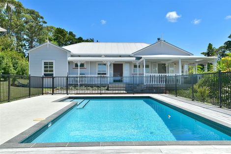 Photo of property in 940 South Head Road, South Head, Helensville, 0874
