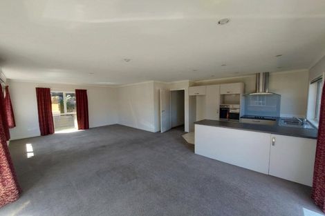 Photo of property in 1/33 Clemow Road, Fitzroy, New Plymouth, 4312