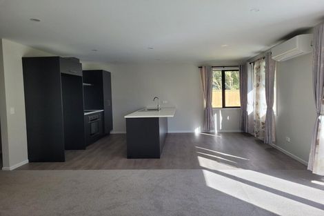 Photo of property in 77 Lincoln Road, Carterton, 5713