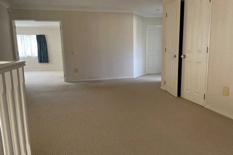Photo of property in 28 Santa Ana Drive, Dannemora, Auckland, 2016