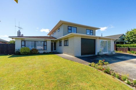 Photo of property in 35 Burn Street, Levin, 5510