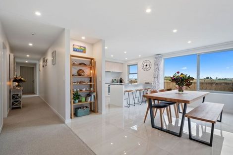 Photo of property in 26 Franks Way, Papamoa Beach, Papamoa, 3118