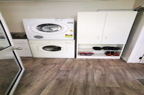 Photo of property in 56c Weston Avenue, Roslyn, Palmerston North, 4414