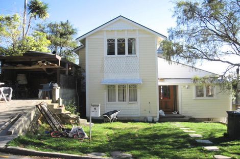 Photo of property in 6 Marama Terrace, Eastbourne, Lower Hutt, 5013