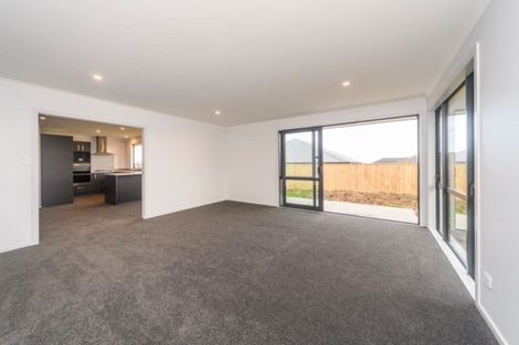 Photo of property in 13 Varsity Heights, Fitzherbert, Palmerston North, 4410