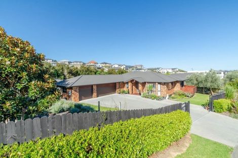 Photo of property in 9 Northvale Place, Pukekohe, 2120