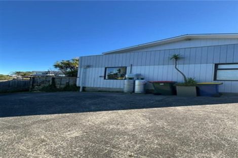 Photo of property in 158 Carlisle Road, Northcross, Auckland, 0632
