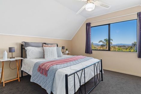 Photo of property in 19 Osprey Drive, Welcome Bay, Tauranga, 3112