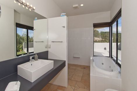 Photo of property in 73 Radar Road, Hot Water Beach, Whitianga, 3591