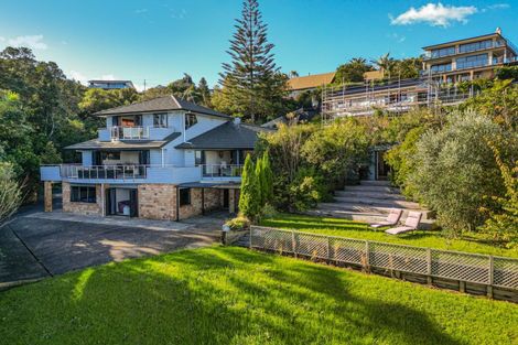 Photo of property in 65 Roberts Road, Matakatia, Whangaparaoa, 0930