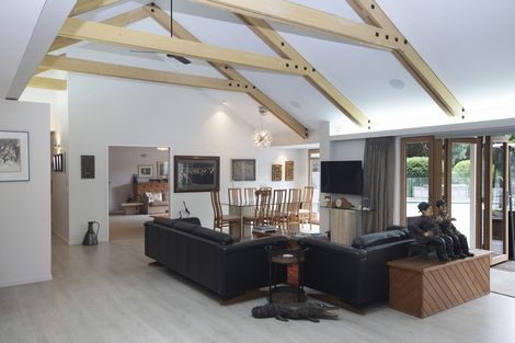 Photo of property in 133 Paparoa Street, Papanui, Christchurch, 8053