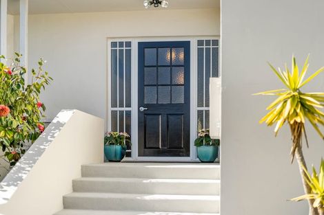 Photo of property in 20 Portage Place, Whitby, Porirua, 5024