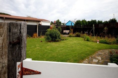 Photo of property in 246f Marine Parade, Bluff, 9814