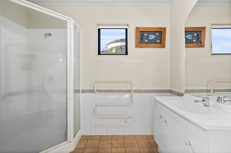 Photo of property in 568g Adelaide Road, Berhampore, Wellington, 6023