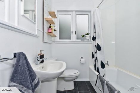 Photo of property in 62 Gibson Road, Dinsdale, Hamilton, 3204