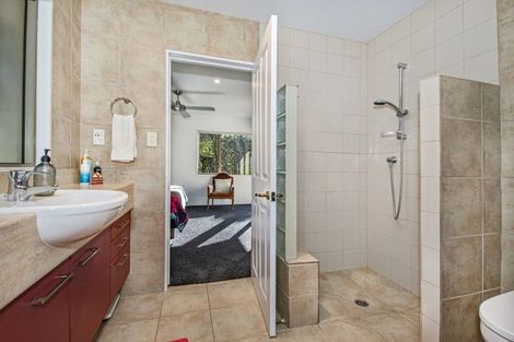 Photo of property in 11 Logan Cameron Road, Kauri, Kamo, 0185