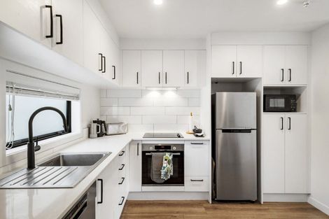 Photo of property in 11/63 Hillcrest Avenue, Hillcrest, Auckland, 0627