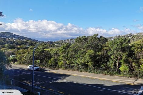 Photo of property in 16 Chartwell Drive, Crofton Downs, Wellington, 6035