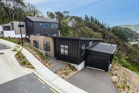 Photo of property in 5 Skysail Lane, Whitby, Porirua, 5024