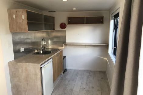 Photo of property in 15 Williams Street, Cambridge, 3434