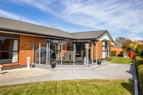 Photo of property in 14 Addison Place, Halswell, Christchurch, 8025