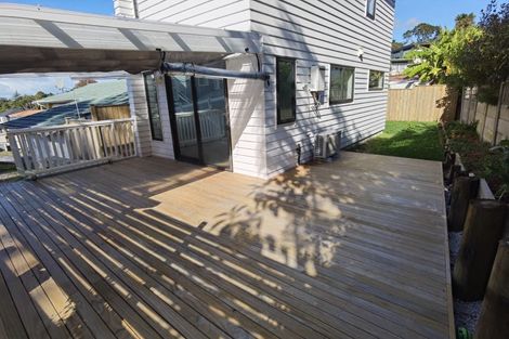 Photo of property in 46 Ayton Drive, Totara Vale, Auckland, 0629