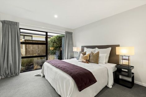 Photo of property in 14 Ward Street, Jacks Point, Queenstown, 9371