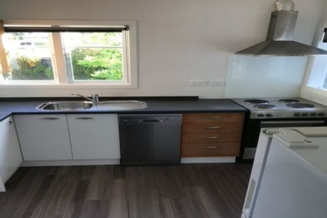 Photo of property in 109 Beachville Road, Redcliffs, Christchurch, 8081