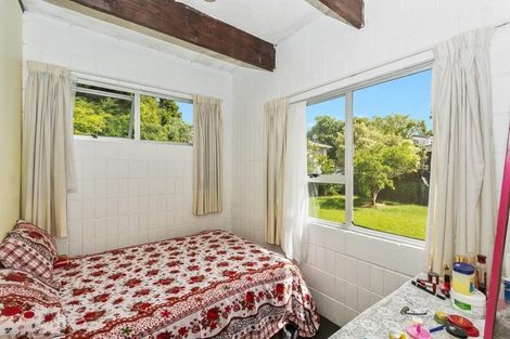 Photo of property in 2/21 Reynella Drive, Massey, Auckland, 0614