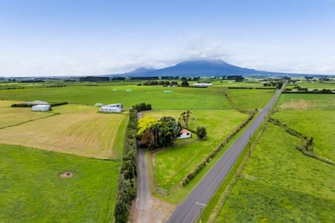 Photo of property in 369 Patiki Road, Pihama, Opunake, 4682