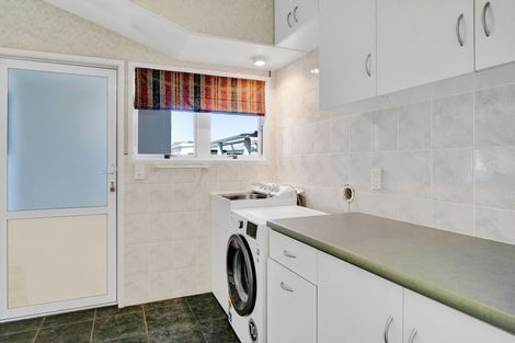 Photo of property in 74 South Road, Manaia, 4612