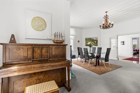 Photo of property in 21 Selwyn Terrace, Thorndon, Wellington, 6011