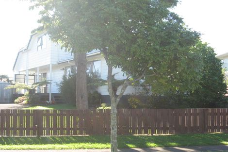 Photo of property in 144 Cascades Road, Pakuranga Heights, Auckland, 2010