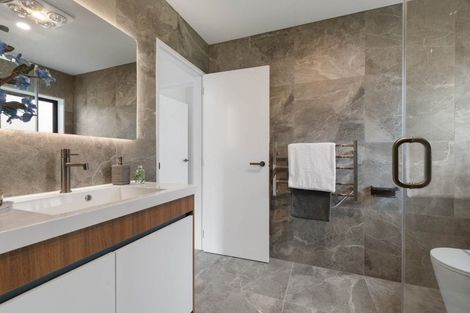 Photo of property in 40d Arthur Road, Hillpark, Auckland, 2102