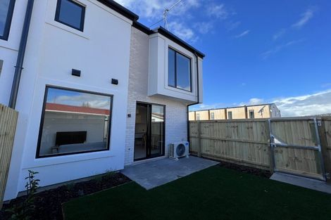 Photo of property in 2/16 Rutherford Street, Woolston, Christchurch, 8023