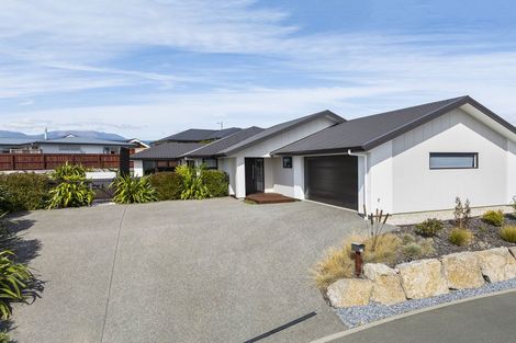 Photo of property in 58 Katania Heights, Brightwater, 7022