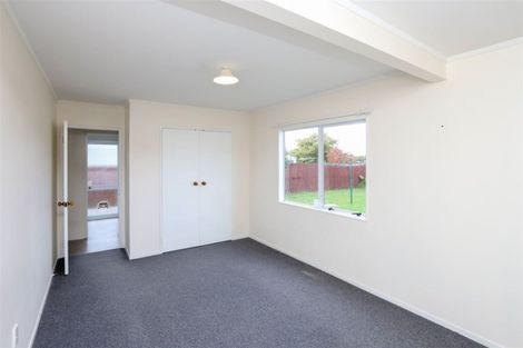 Photo of property in 12 Beadle Place, St Andrews, Hamilton, 3200