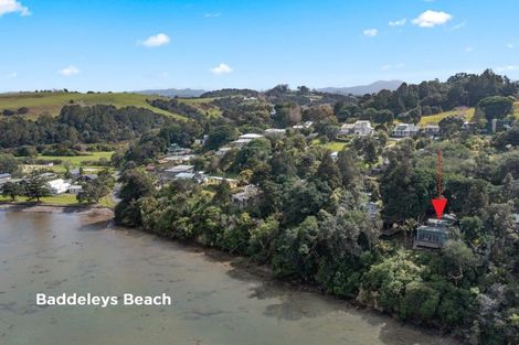 Photo of property in 12 Clinton Road, Tawharanui Peninsula, Warkworth, 0986