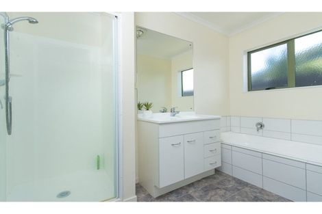 Photo of property in 10a Howden Street, Waiuku, 2123