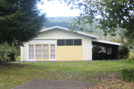 Photo of property in 27 Mata Place, Kinloch, Taupo, 3377