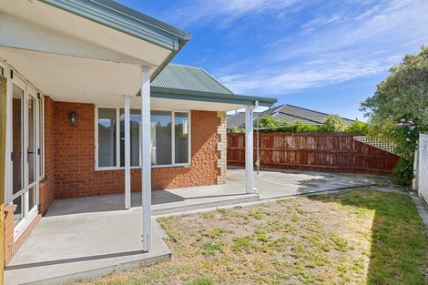 Photo of property in 68 Kotuku Crescent, Woolston, Christchurch, 8023