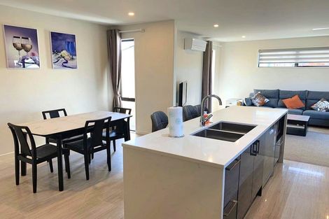 Photo of property in 2 Lyndon Street, Riccarton, Christchurch, 8011