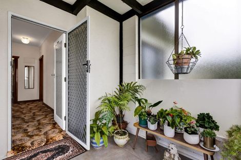 Photo of property in 12 Wicksteed Street, Vogeltown, New Plymouth, 4310