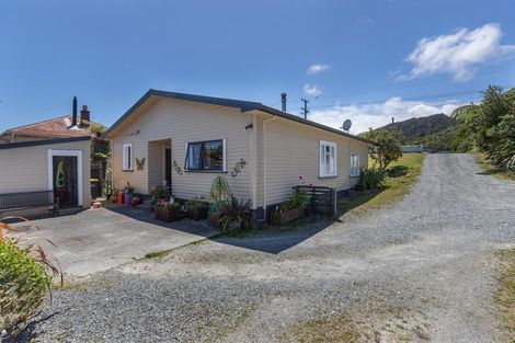 Photo of property in 122 Bright Street, Cobden, Greymouth, 7802
