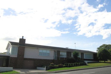 Photo of property in 32a Reeves Road, Pakuranga, Auckland, 2010