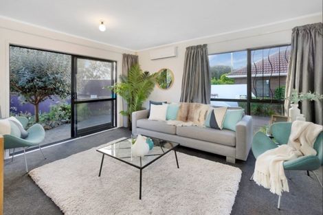 Photo of property in 45a Harbour View Road, Point Chevalier, Auckland, 1022